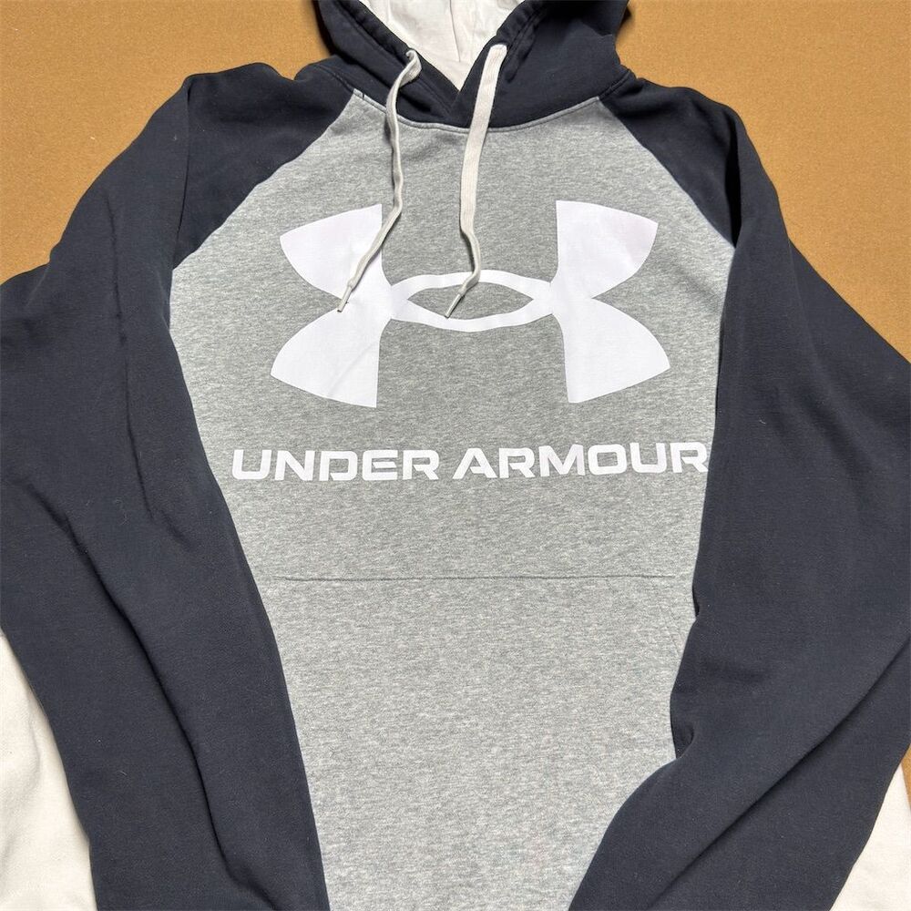 Under Armour Men's XL Gray Pullover Hoodie Kangaroo Pocket Casual